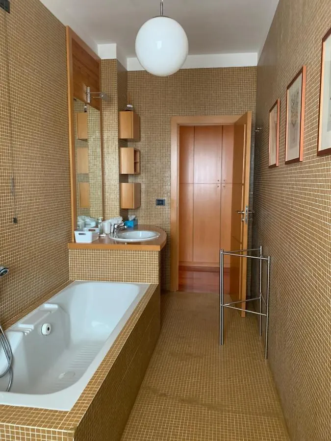 Bari Luxury Apartment Tridente Włochy